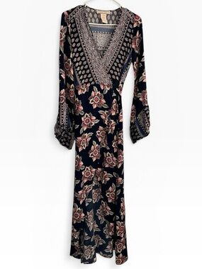 Flying Tomato Black Maxi Dress with Dusty Rose Floral Print